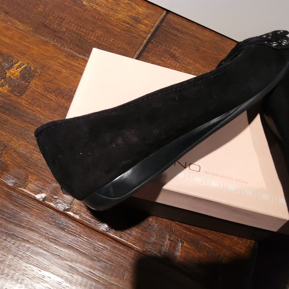 Bandolino black suede flats with studded bow women's size 6.5 - Picture 4 of 5